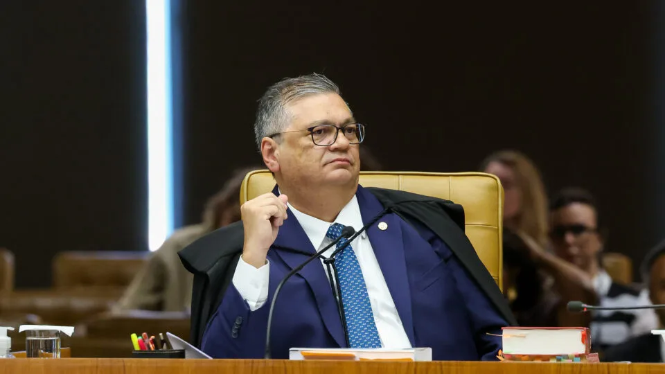 Dino manda União rever regra que permite emaranhamento de fundos de investimento