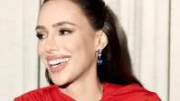 Amanda Kimberlly parabeniza filho de Neymar com fotos dele com Helena