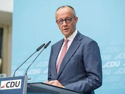 Aber Bekenntnis zur Koalition: Für Merz ist Ausscheiden aus Landtag eine "tiefe Zäsur"