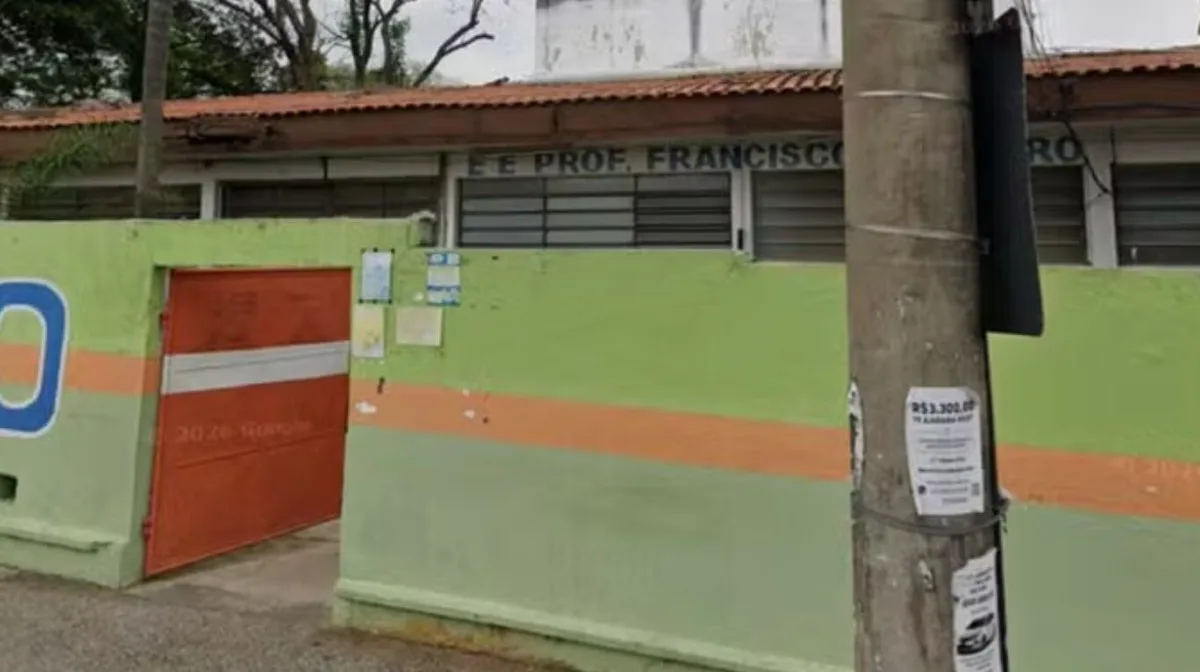 Una estudiante fingió que su profesor había muerto e hizo un aviso fúnebre falso para que cancelaran las clases
