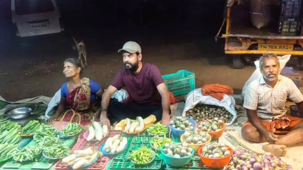 Tamil actor Vimal turns vegetable vendor at hometown market - WATCH VIDEO