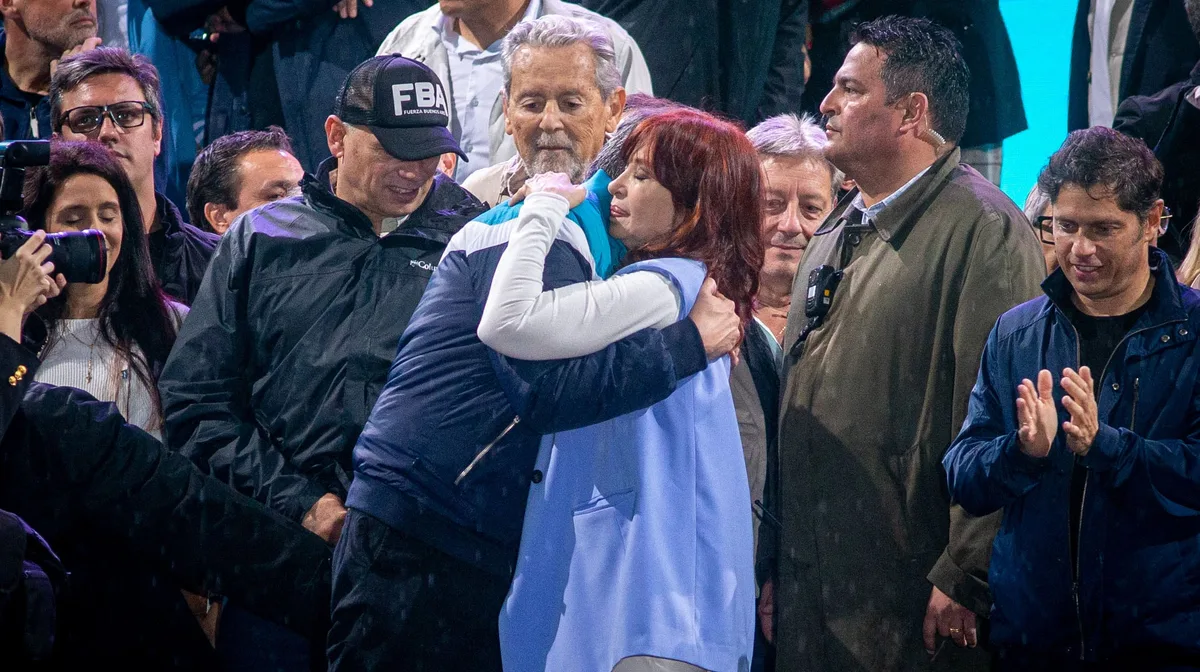 Casación define si unifica los juicios de Hotesur y Los Sauces contra Cristina y Máximo Kirchner
