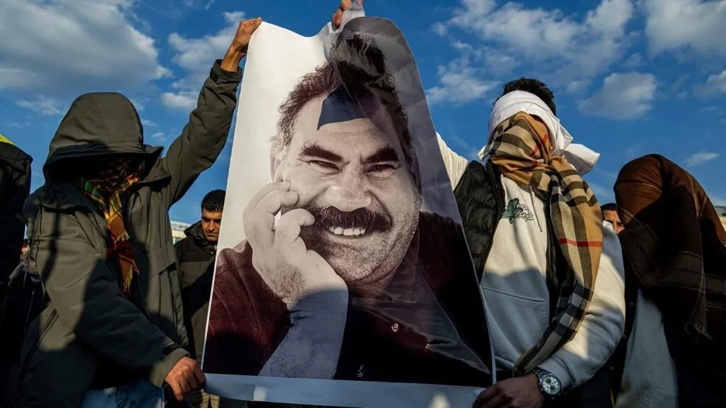 Turquie: quatre bases du PKK évacuées dans le nord du pays, étape majeure du processus de paix