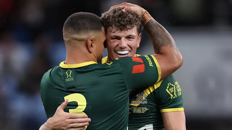 Rugby League World Cup live updates: Australia v New Zealand battle for first night honours