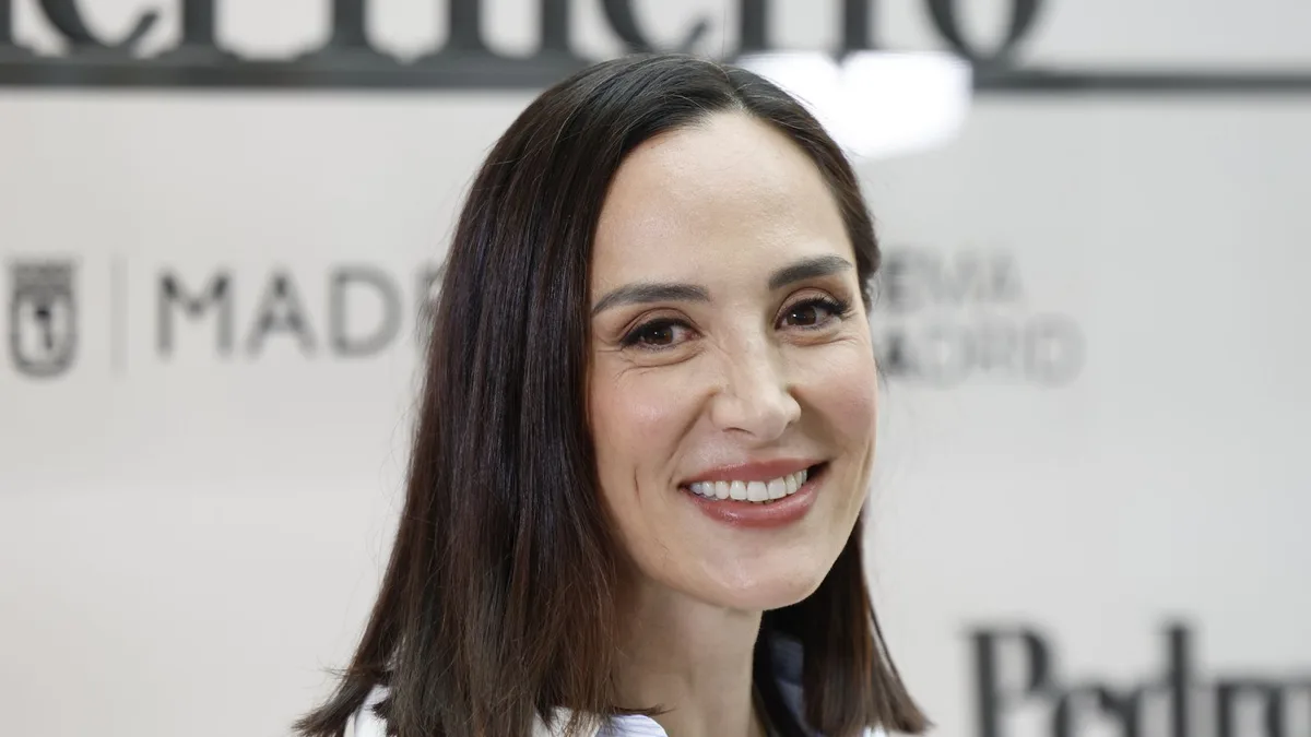 Tamara Falcó tiene el vestido de Pedro del Hierro perfecto para dar la bienvenida a septiembre