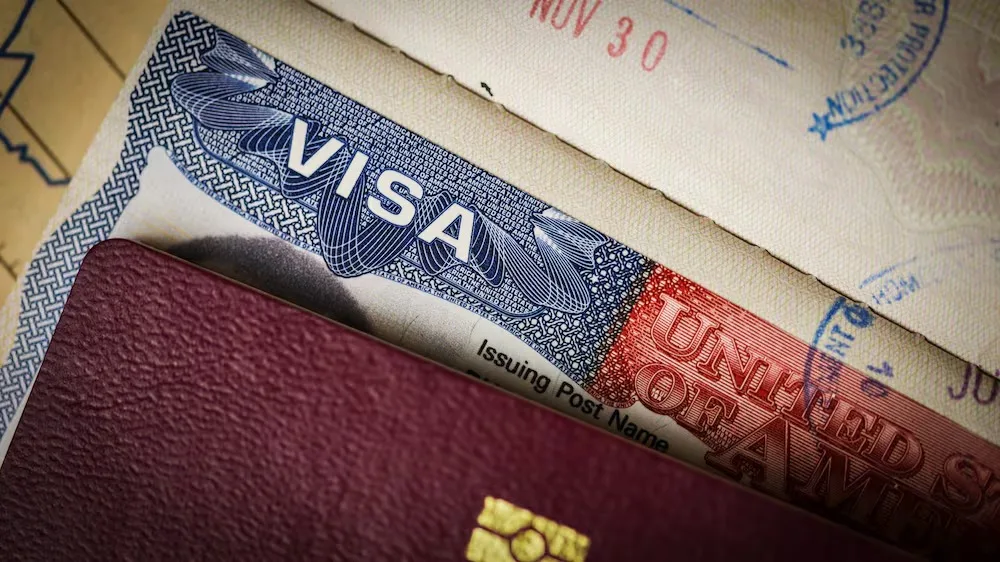 EEUU se prepara para revocar visas y detener el fraude aplicado para obtener la ciudadanía