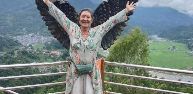 Peregrina suíça sobrevive à avalanche no Nepal: 'Realmente terrível'