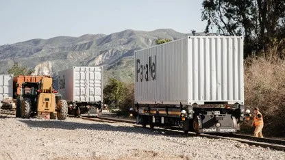 Batteriebetrieben: Autonome Güterwaggons sollen Lkw ersetzen