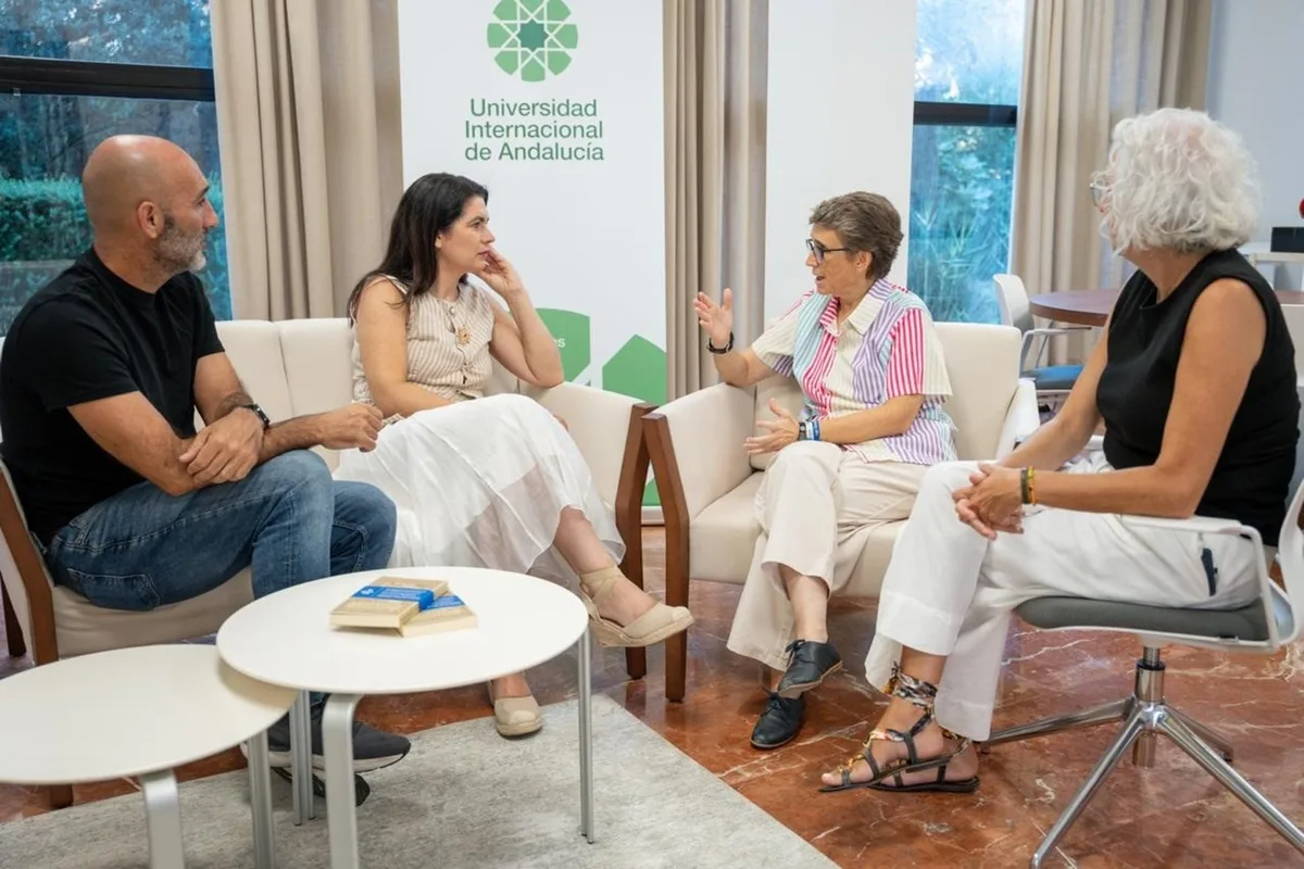 La Junta conoce las líneas estratégicas de la UNIA y el proyecto de rehabilitación de la sede La Rábida