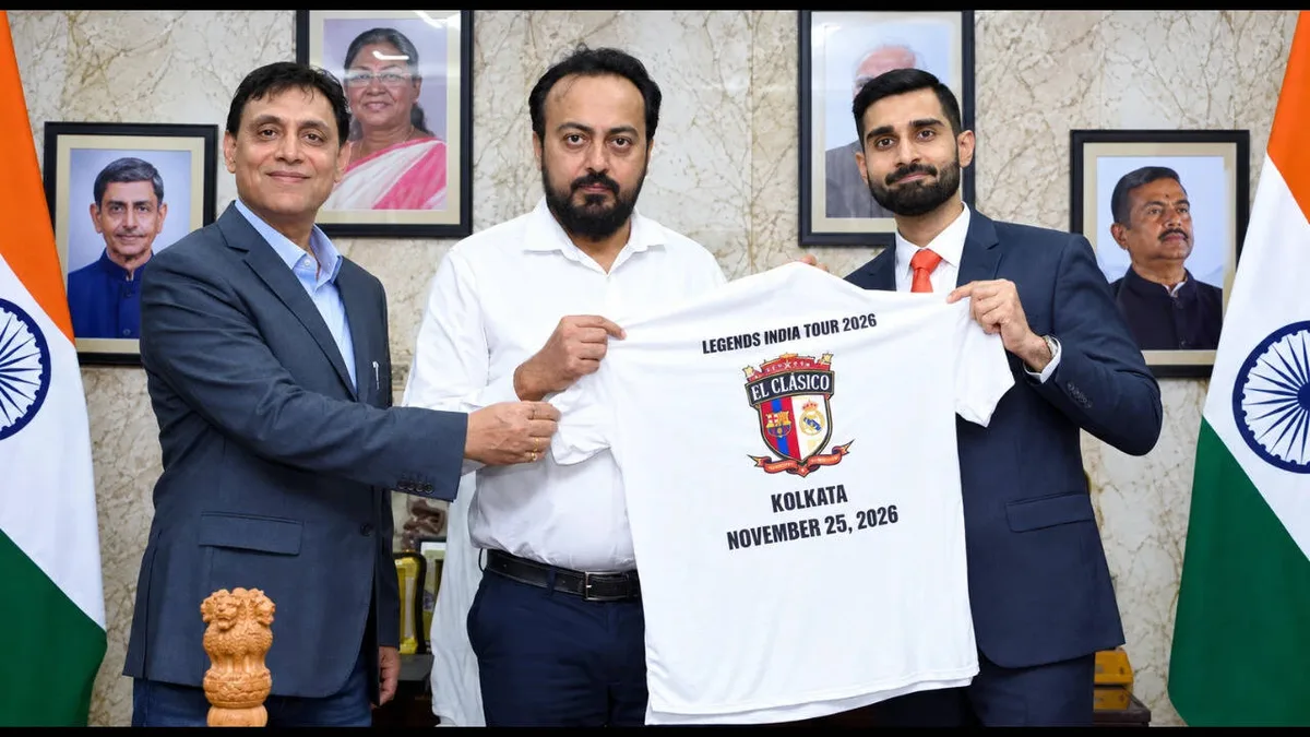 El Clasico Legends In Kolkata: Barca and Real icons set for Salt Lake clash on Nov 25