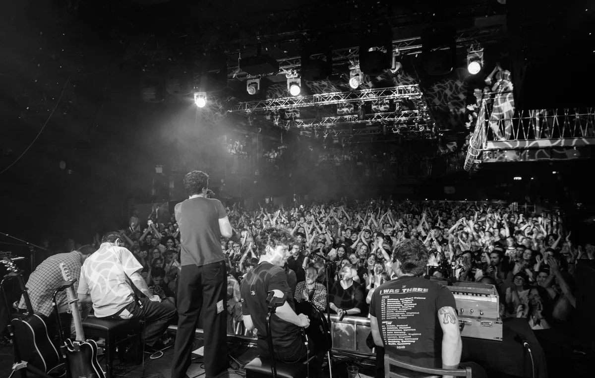 Madra Salach live in London: an unmissable live band with incredible power