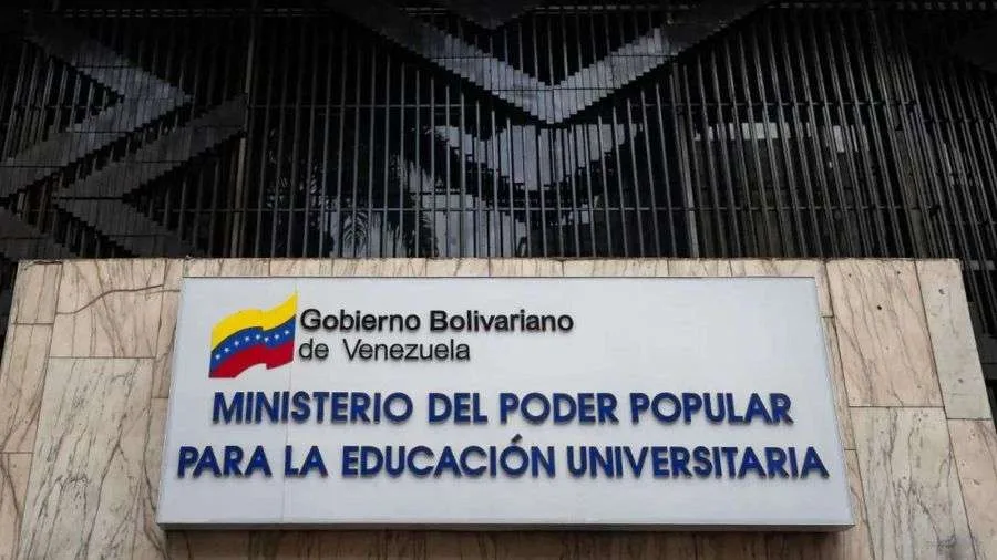 Extienden hasta el 21 de octubre lapso del Programa Nacional de Becas