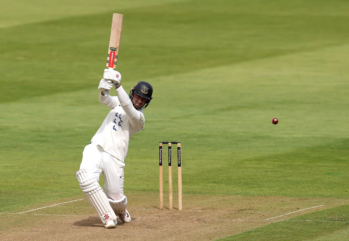 Surrey build buffer as match fizzles