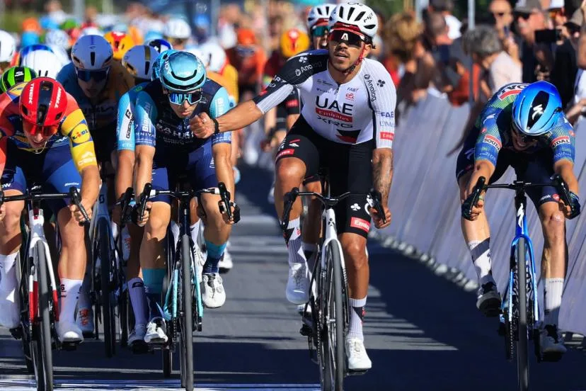 Paul Magnier battu au sprint par Juan Sebastian Molano sur la première étape de la CRO Race
