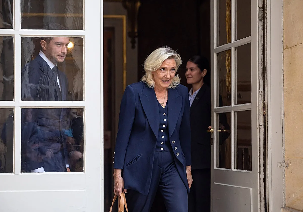 Le Pen propone una polémica reforma constitucional sobre la inmigración e introduce la «prioridad nacional»