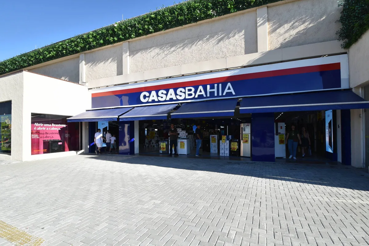 De loja popular a gigante do varejo em crise: veja a trajetória da Casas Bahia
