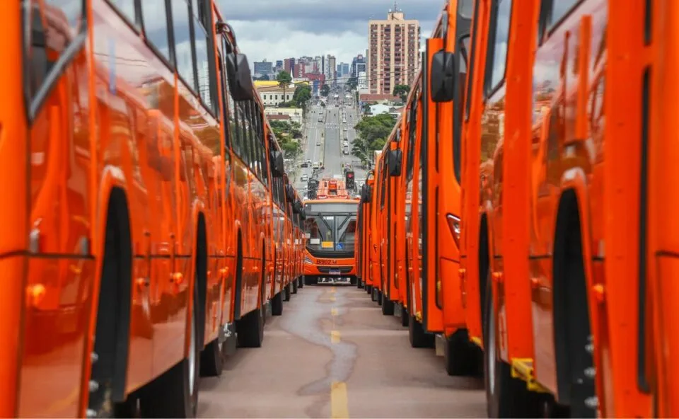 Curitiba publica edital da nova concessão do transporte coletivo; leilão será em novembro