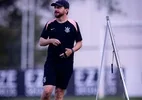 Interino defende Memphis e elogia Seedorf: 'Baita contratação'