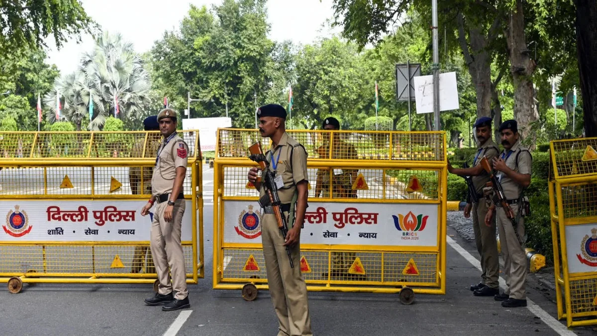 Delhi Police files multiple FIRs over INDIA bloc protest, cites barricade-breaking