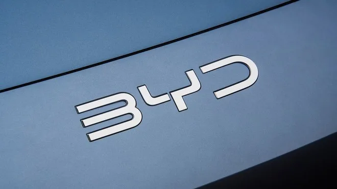Exclusivo: novo SUV elétrico camuflado da BYD é visto em testes no Brasil; veja as fotos