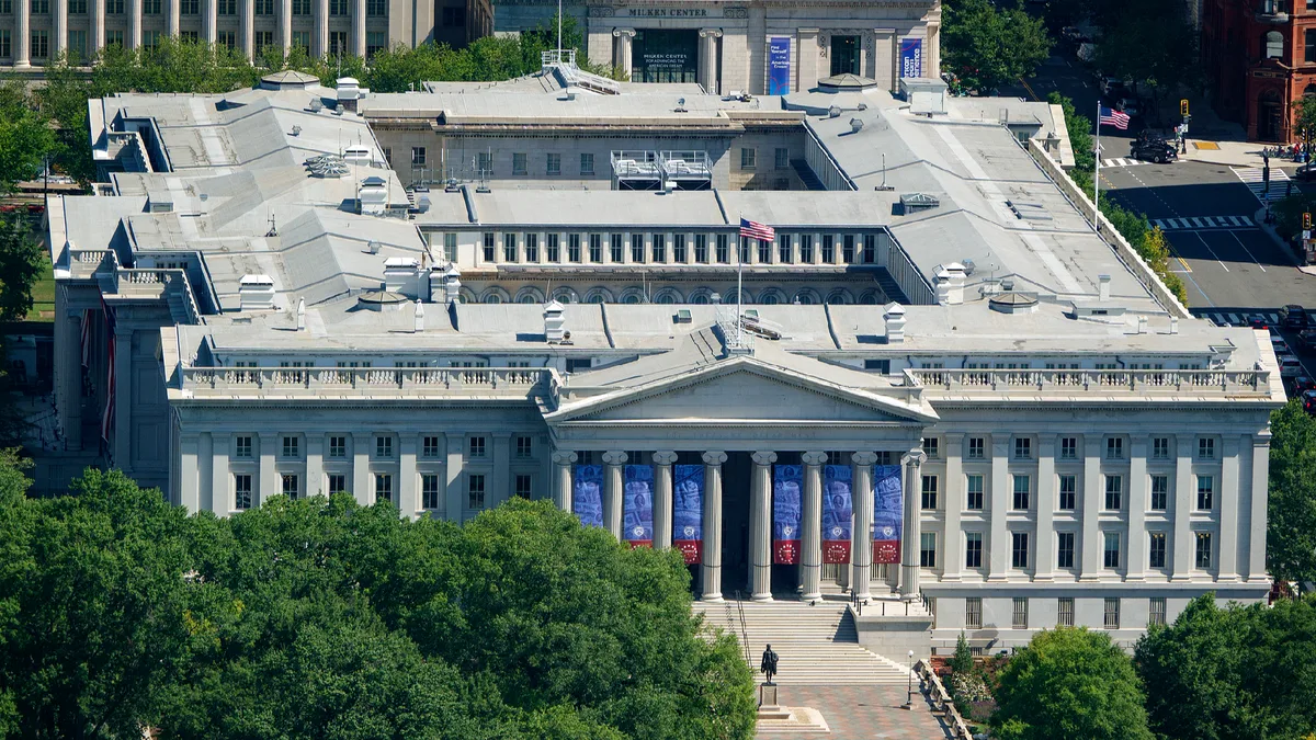 US national debt tops $40 trillion for first time in history