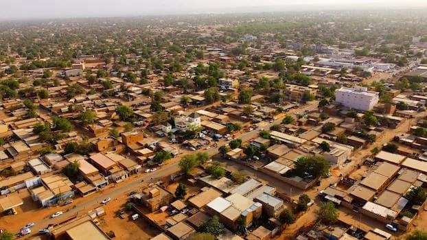 Mutinous soldiers attack airport, presidency in Niger capital, sources say