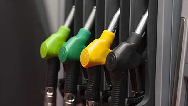 ERSE: Preço eficiente sobe para 2,021€ na gasolina e 2,115€ no gasóleo