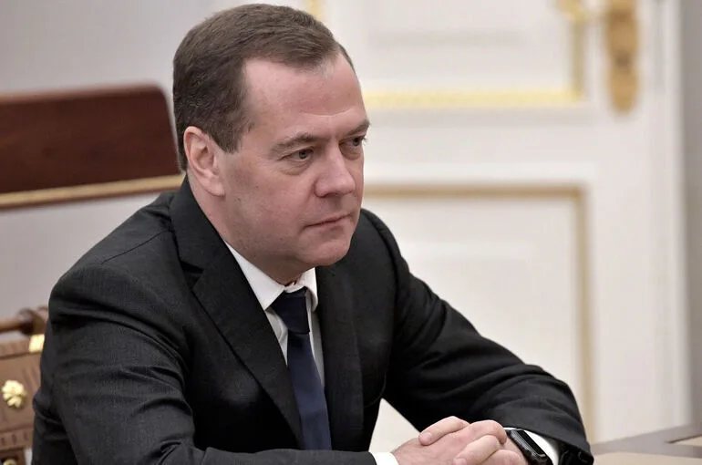Медведев предложил шесть кандидатур на пост зампредседателя Госдумы