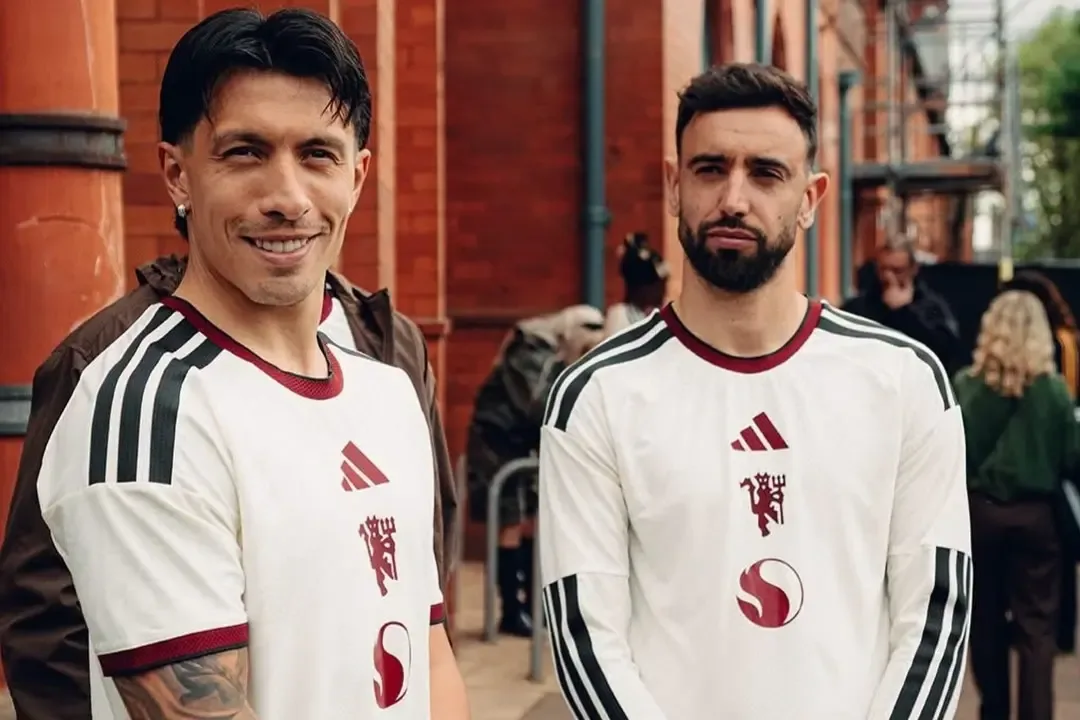 Veja fotos da nova terceira camisa do Manchester United para a temporada 2026/27