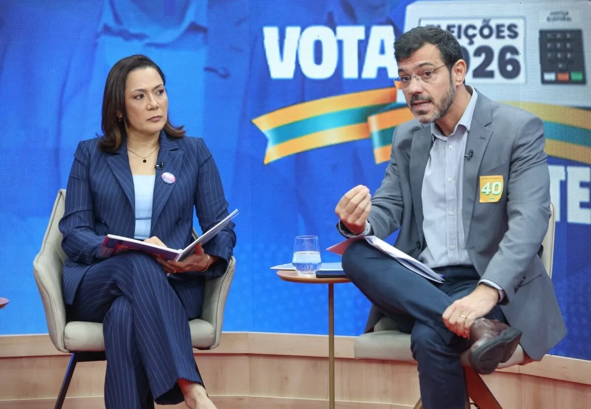 Mailza e Thor batem boca sobre habitação no Acre durante debate