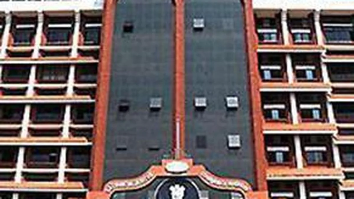 SNDP Yogam microfinance scam: Kerala HC records ‘extreme displeasure’ at delay by Home dept. in complying with orders