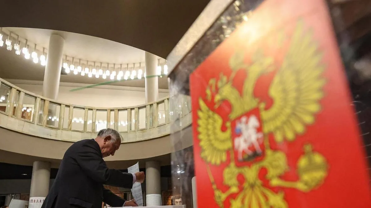Pro-Putin party gets record 355 parliamentary seats