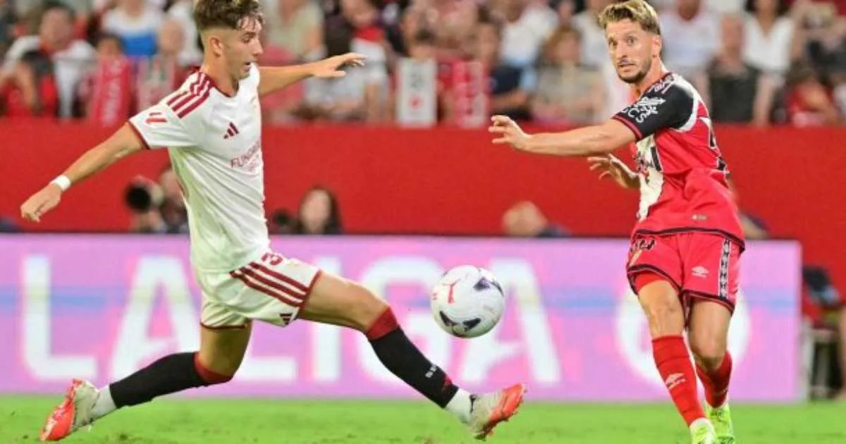 Sevilla vira no fim sobre Rayo Vallecano pela estreia do Espanhol