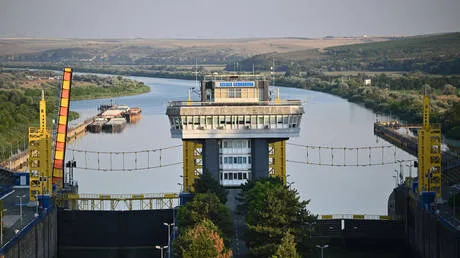Romania shuts down its only nuclear power plant