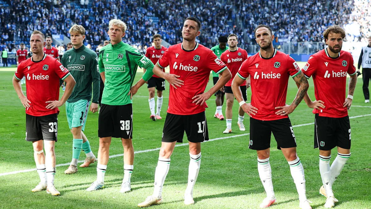 „Respekt zeigen“ - Wagner schickt Hannover-Spieler in die Fankurve