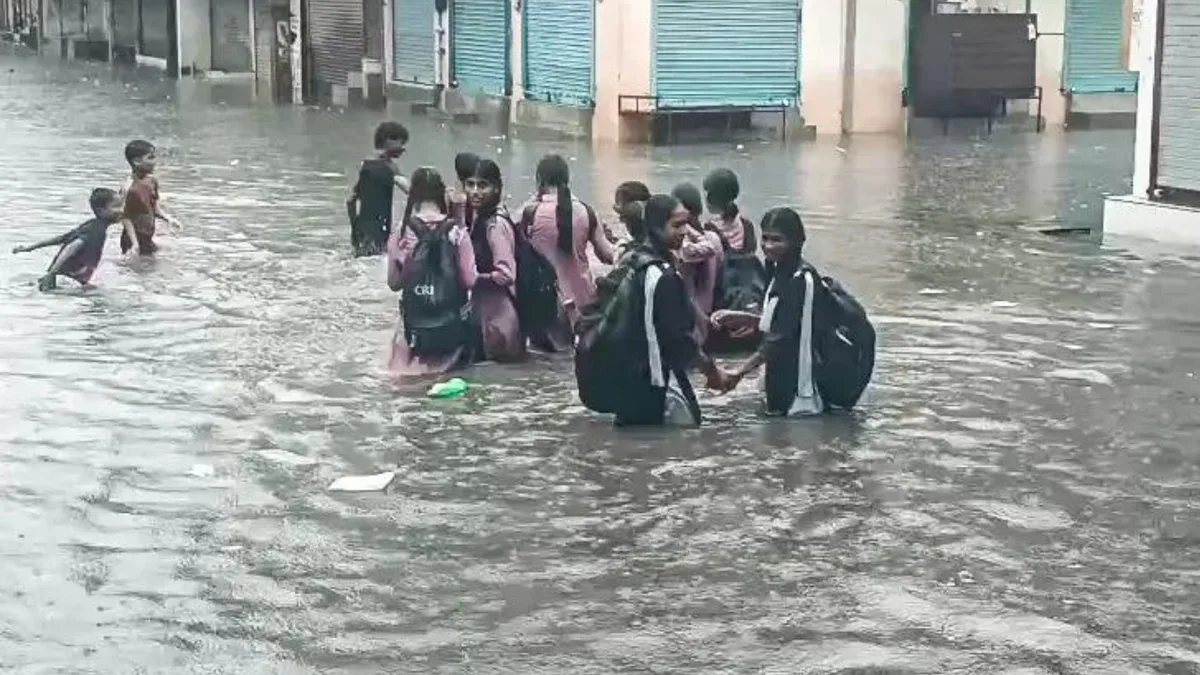‘Free water parks for kids’: AAP takes dig at Rekha Gupta govt over Delhi waterlogging