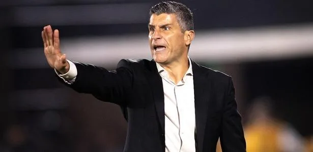 Jogo do Vasco hoje (23) pelo Brasileirão: que horas começa e onde assistir