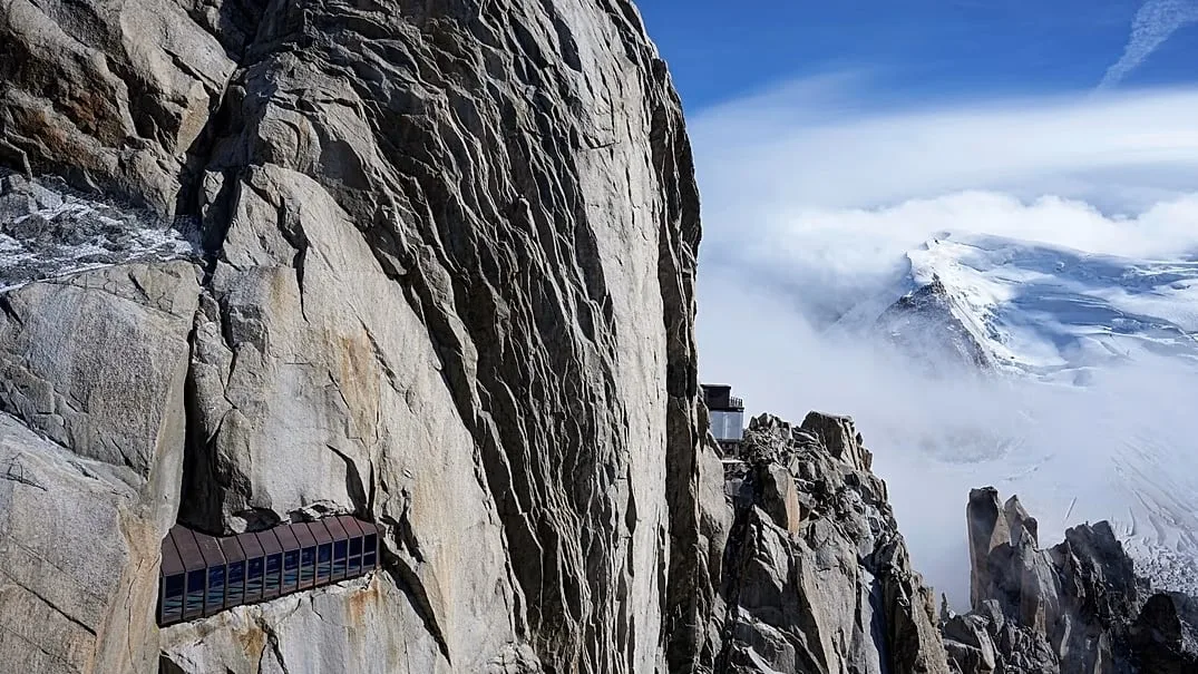 Diez veces más que el récord anterior: los Alpes registran casi 400 derrumbes por las olas de calor