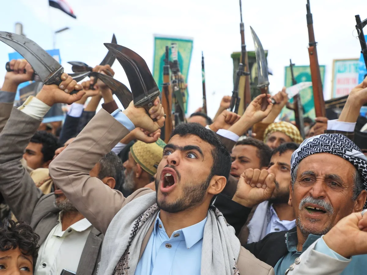 Houthis target Yemen highlands in bid to open new fronts