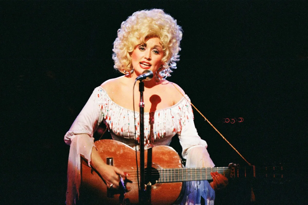 Dolly Parton’s ‘Jolene’: The Best Covers, Spin-Offs, and Response Songs