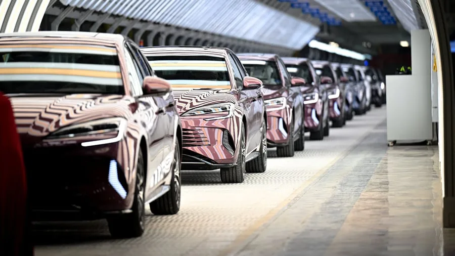 Automobilindustrie: Chinas Batteriemacht überrollt die deutsche Autoindustrie