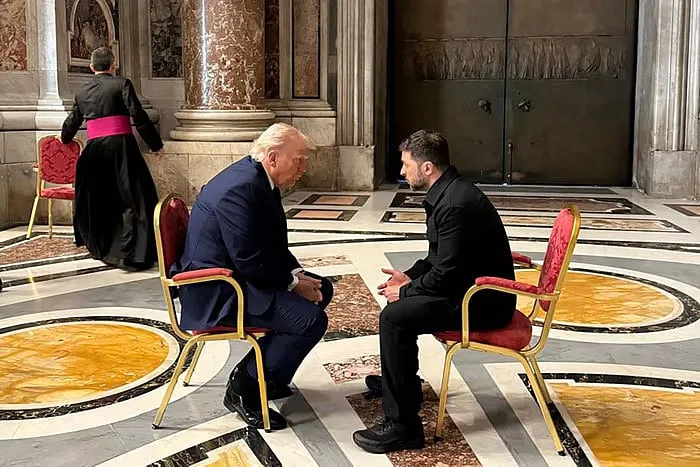 Zelensky sugere que Trump está a tentar forçar capitulação de Kiev perante Moscovo