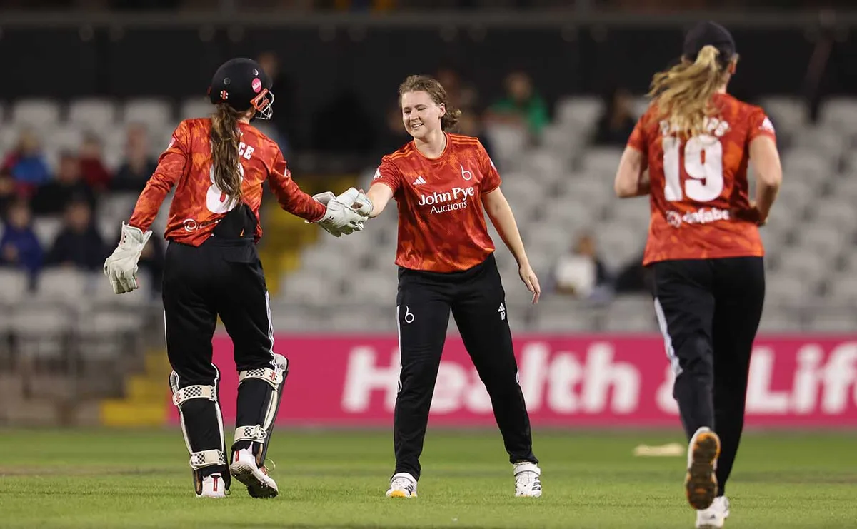 Kathryn Bryce leads with bat and ball as The Blaze seal T20 double