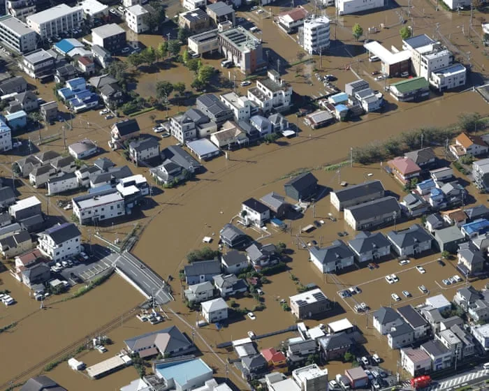 At least two people killed in Japan as typhoon Dujuan triggers heavy rain, landslides