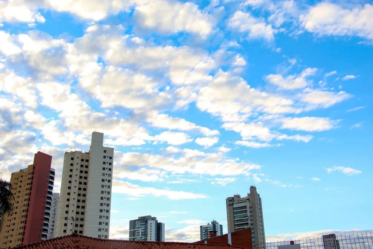 Frio derruba temperaturas em MS, com mínimas de 10°C e sol neste domingo