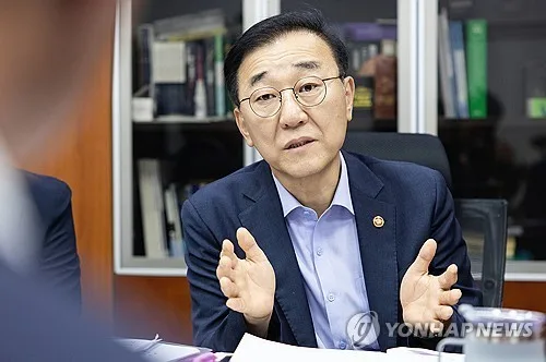 예술인 복지정책도 '수도권 쏠림'…김윤덕 "지역거점 확대해야"