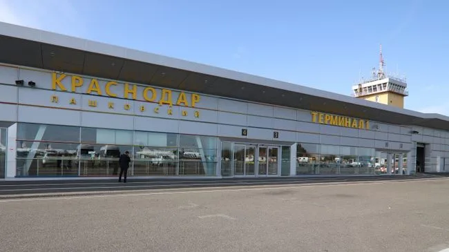 В аэропорту Краснодара ввели дополнительные временные ограничения