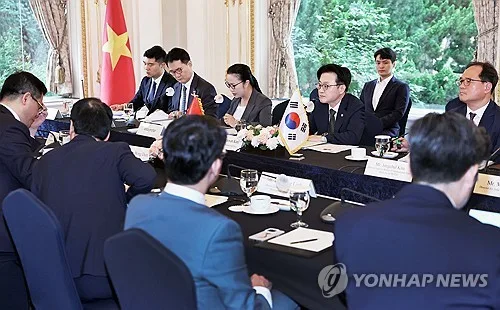 한·베트남, 핵심광물·석유비축 협력…2030년 교역 1천500억불