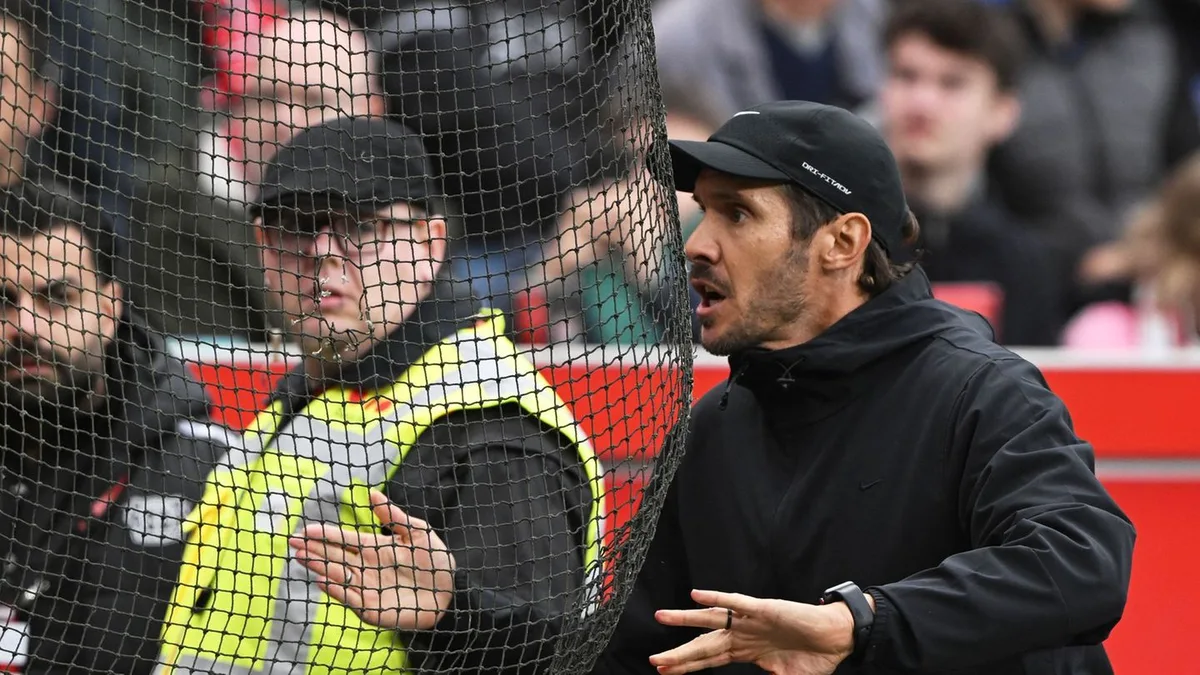 Fußball-Bundesliga: Freiburgs Trainer hadert mit Niederlage und Fan-Protest