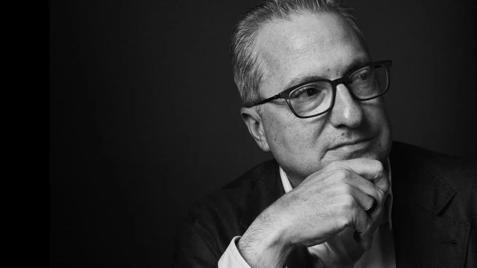 Distressed Debt Billionaire Investor Tony Yoseloff Sees Credit Defaults Rising